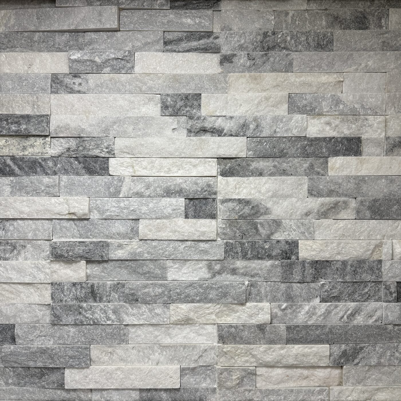 Cloudy white marble ledgestone